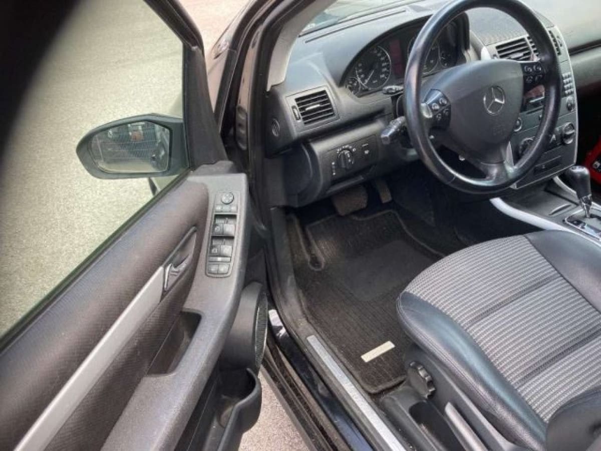 MERCEDES Classe A   (W/C169) 8