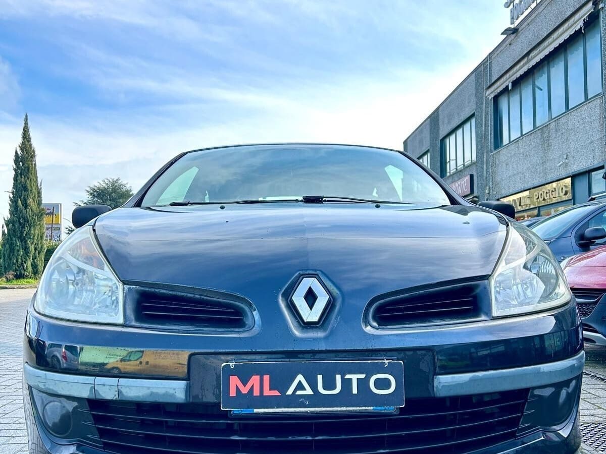 RENAULT Clio 3ª serie 5