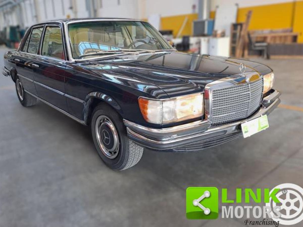 MERCEDES Serie 200-280(W123) 109937397