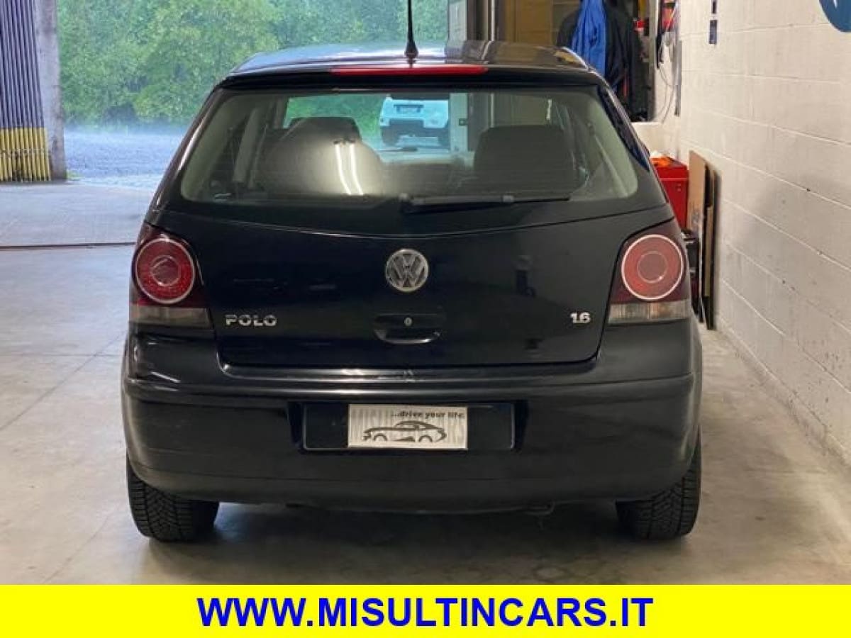 VOLKSWAGEN Polo 4ª serie 12