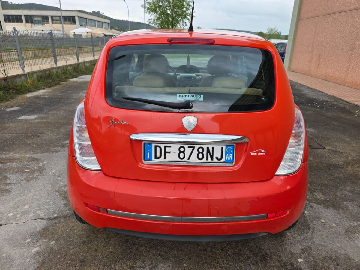 image desc