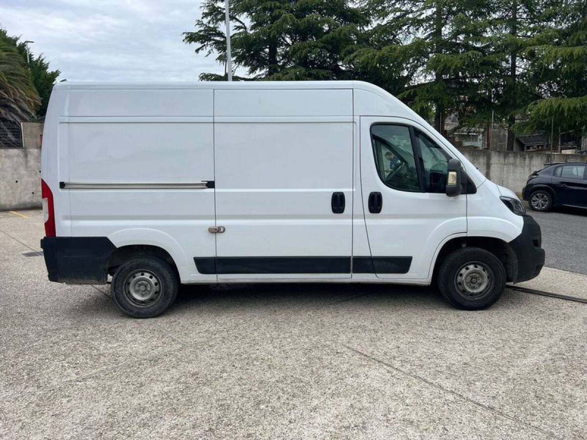 image desc
