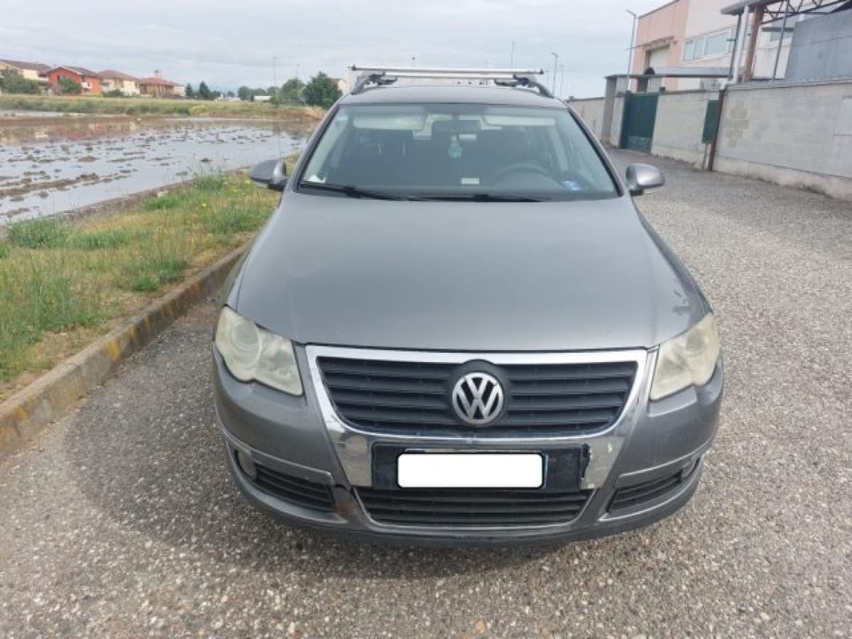 VOLKSWAGEN Passat 6ª serie 109953776