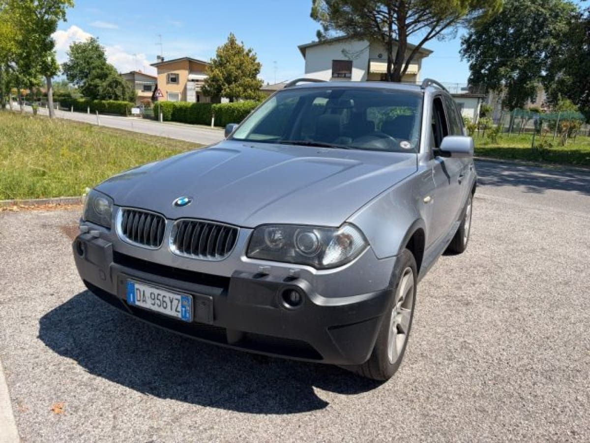 BMW X3            (E83) 109978708
