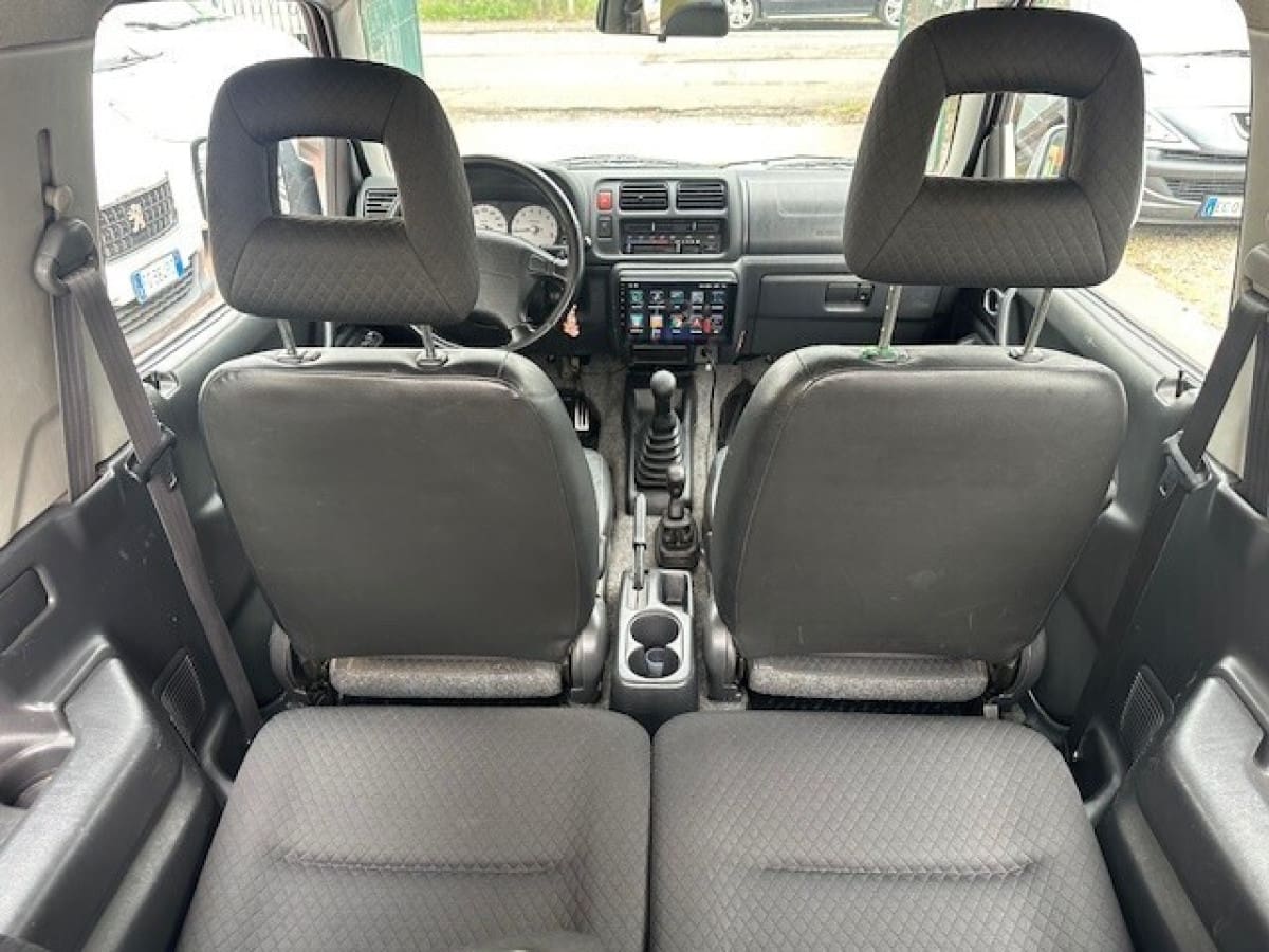 SUZUKI Jimny 3ª serie 12