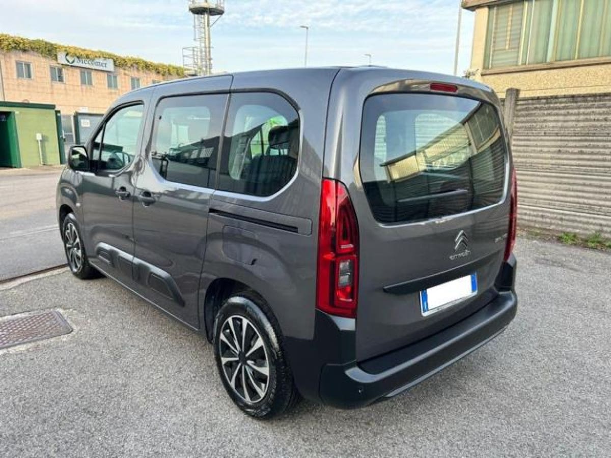 image desc