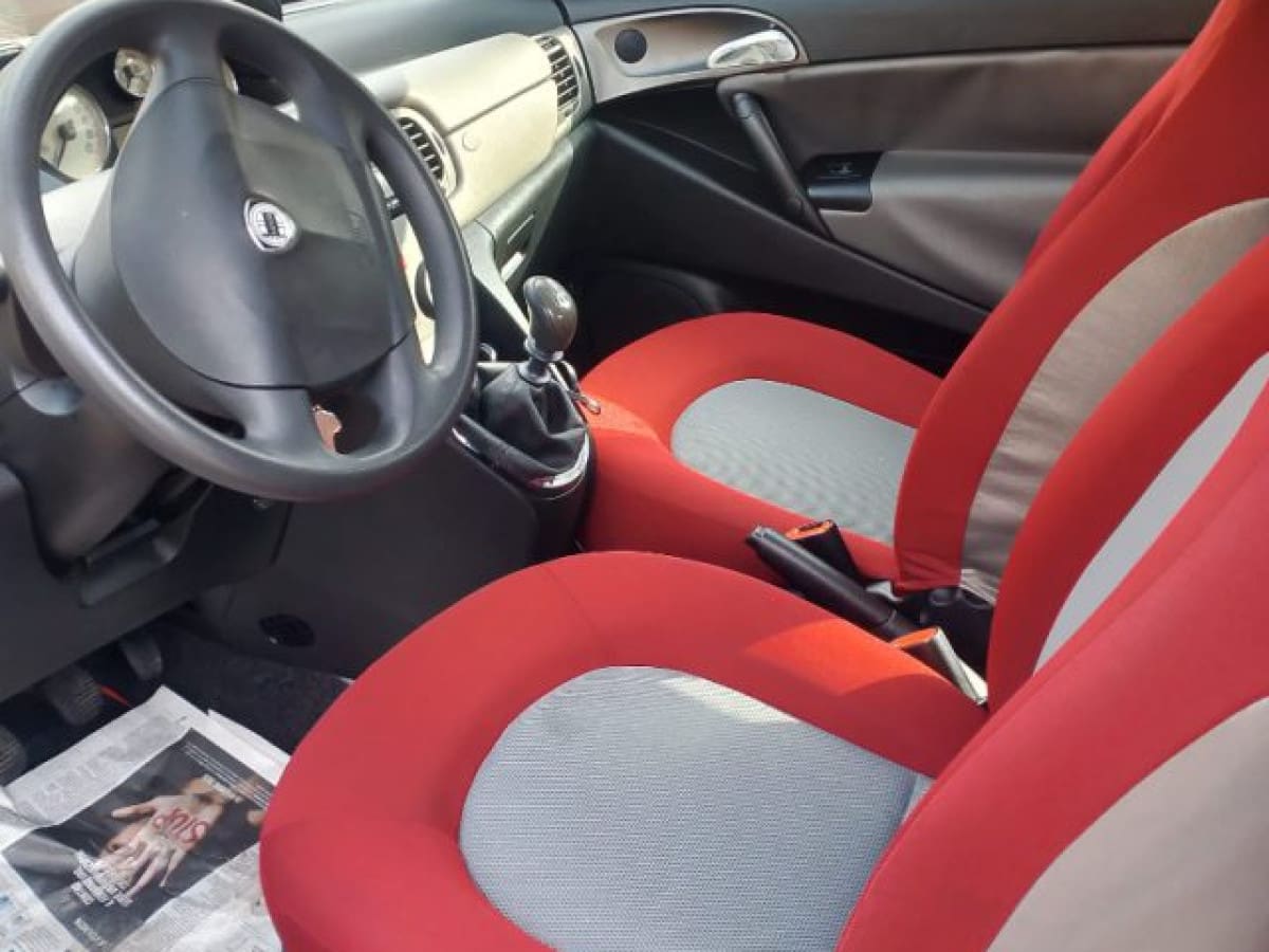 LANCIA Ypsilon 4