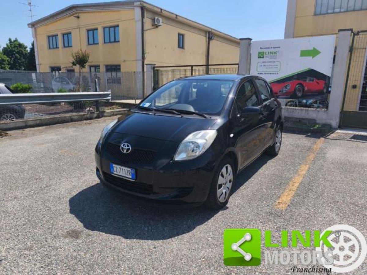 TOYOTA Yaris 2ª serie 109998633