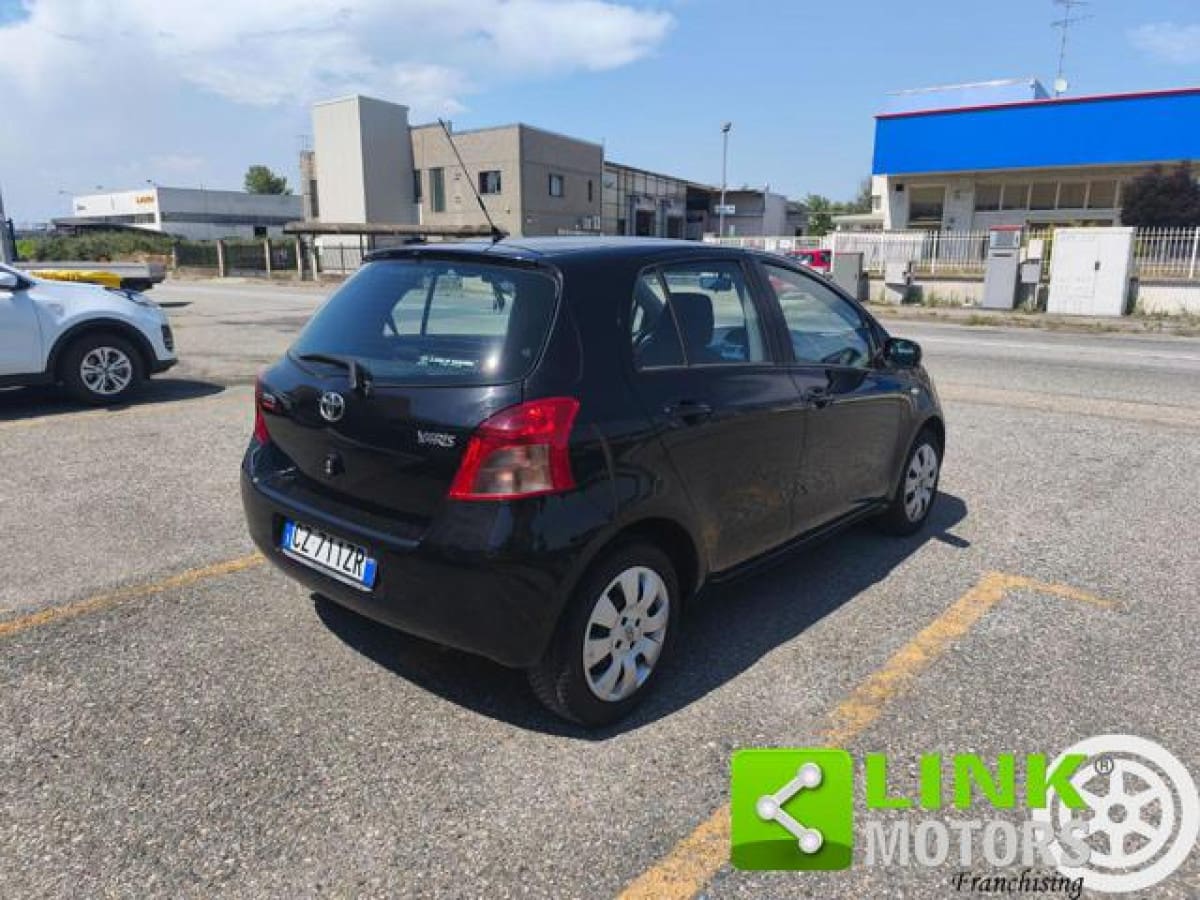 TOYOTA Yaris 2ª serie 5
