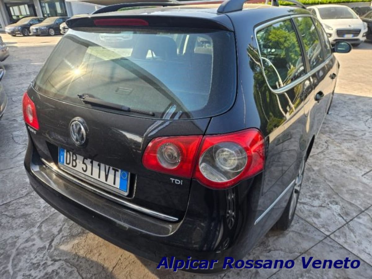 VOLKSWAGEN Passat 6ª serie 4