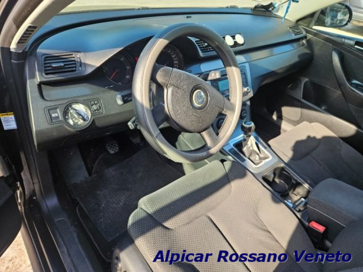 VOLKSWAGEN Passat 6ª serie 7