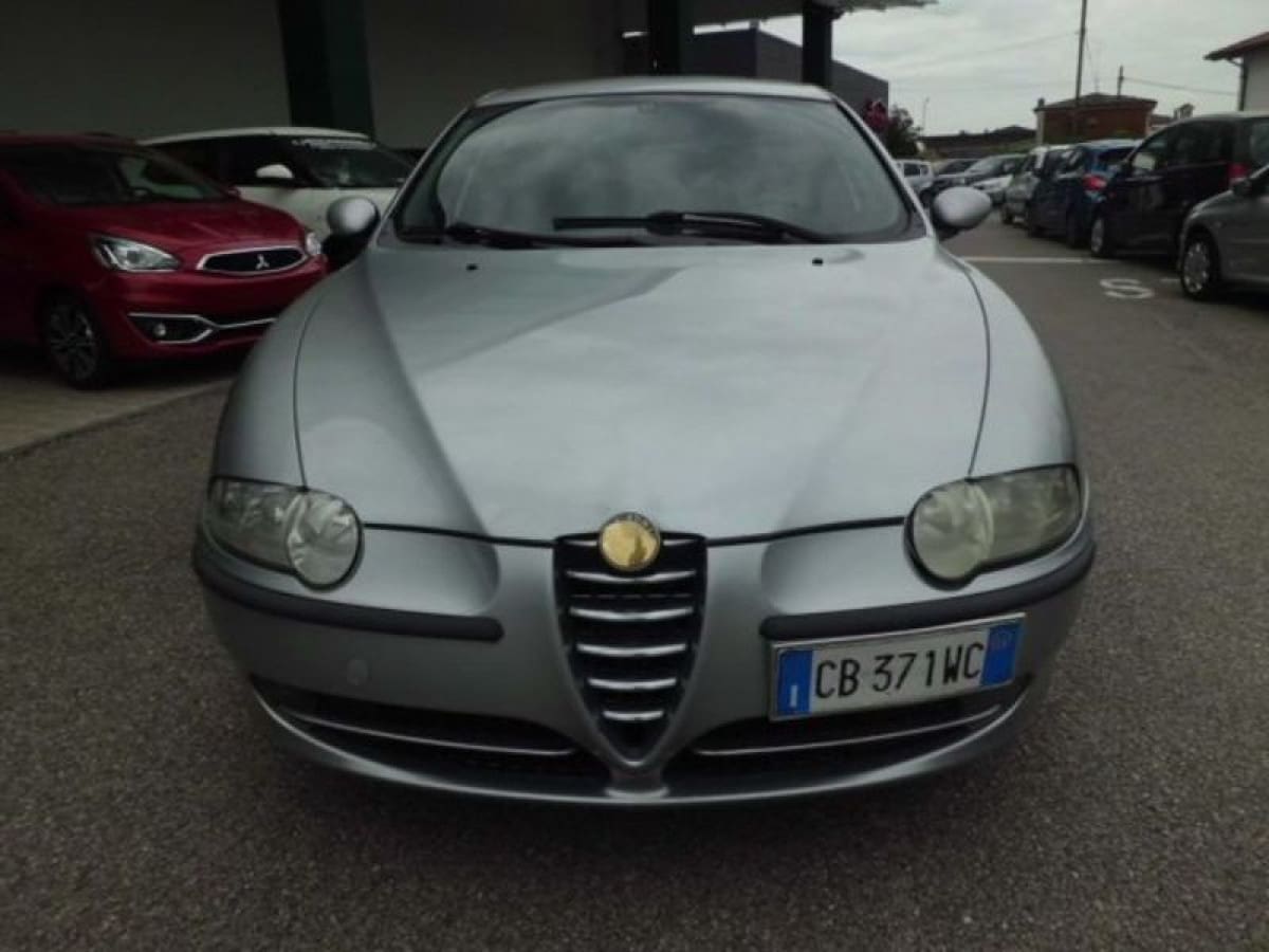 ALFA ROMEO 147 4