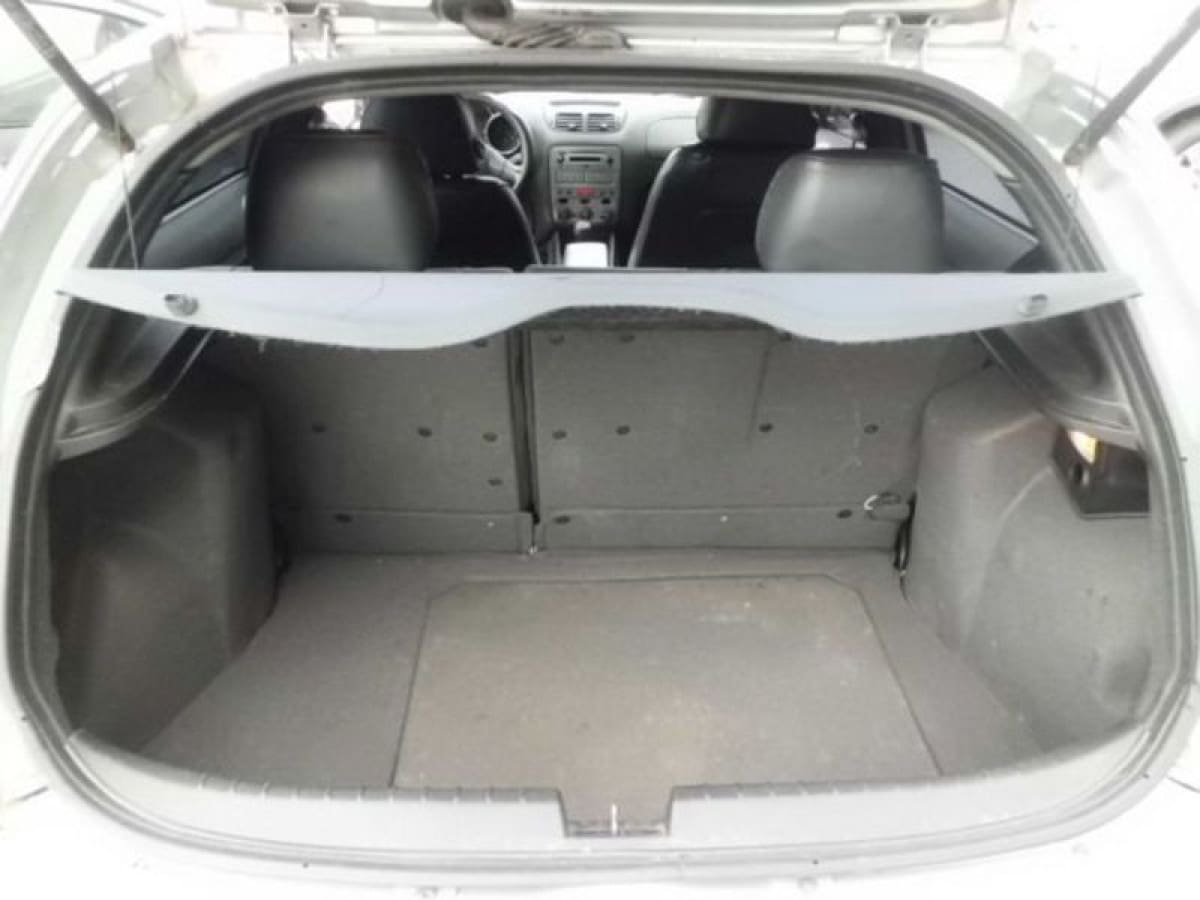 ALFA ROMEO 147 6