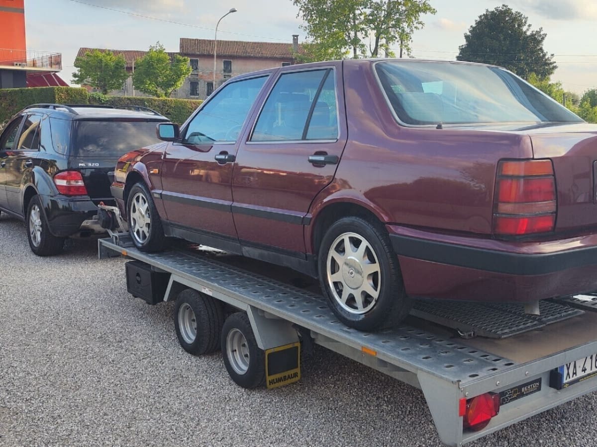 LANCIA Thema 3