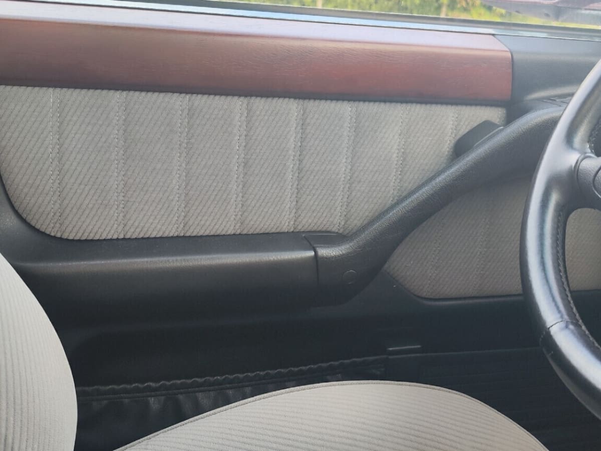 LANCIA Thema 7