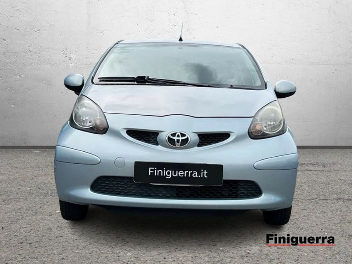 TOYOTA Aygo 1ª serie 2
