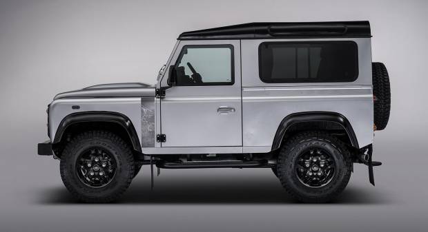 Land Rover Defender 2.000.000 (2015)
