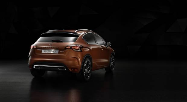 DS 4 Crossback (2015)