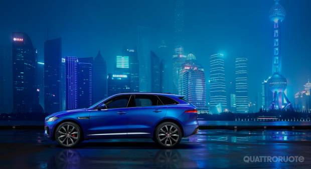 Jaguar F-Pace (2015)