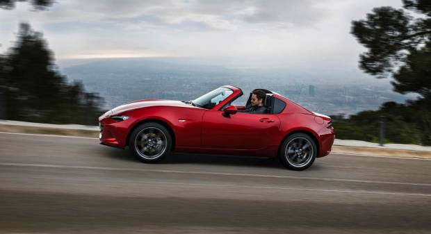 Mazda MX-5 RF (2016)
