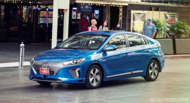 Hyundai Ioniq Autonomous Concept (2016)