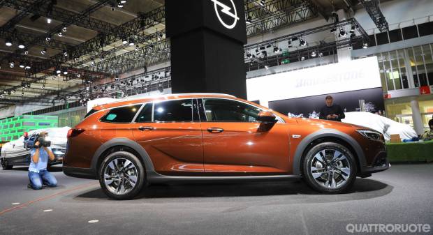 Opel Insignia Country Tourer (2017) - FOTO LIVE