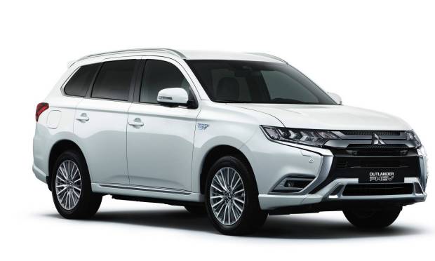 Mitsubishi Outlander PHEV (2018) Mitsubishi Outlander PHEV (2018)