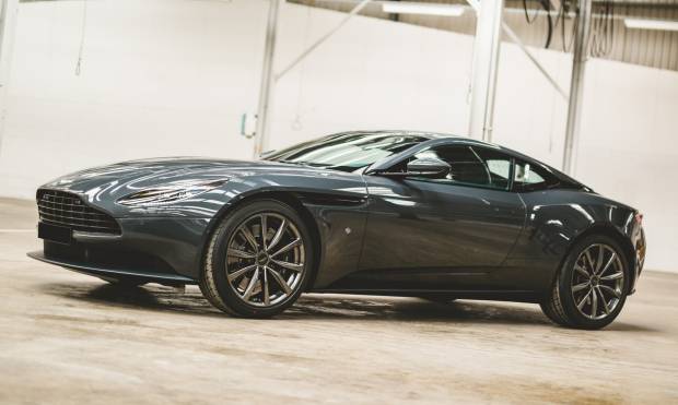 Aston Martin DB11 Classic Driver Edition (2018)