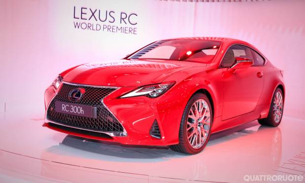 Lexus RC (2018) - LIVE