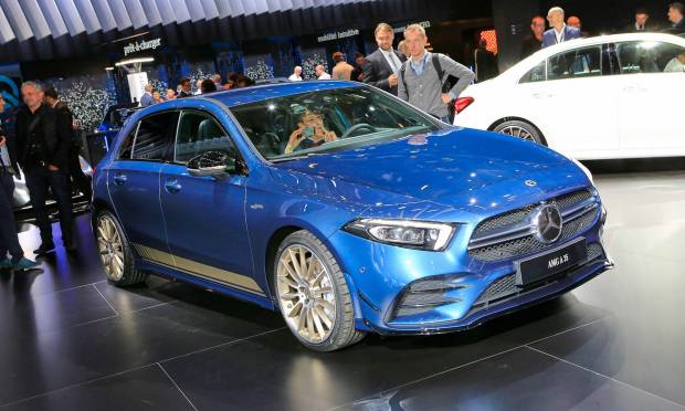 Mercedes-AMG A35 (2018) - LIVE