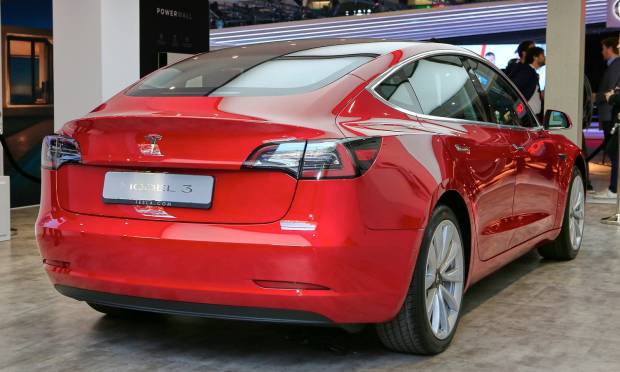 Tesla Model 3 (2018) - LIVE