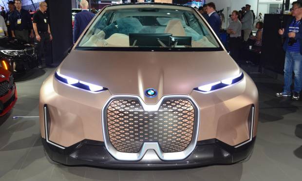 BMW Vision iNext (2018) - FOTO LIVE