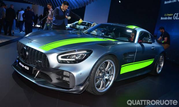 Mercedes-AMG GT R Pro (2018) - FOTO LIVE