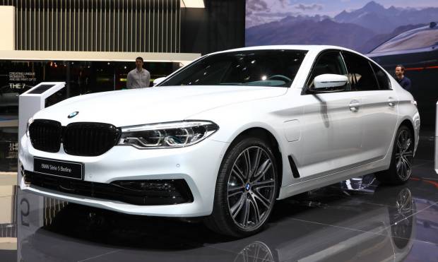 BMW 530e (2019) - LIVE BMW 530e (2019) - LIVE