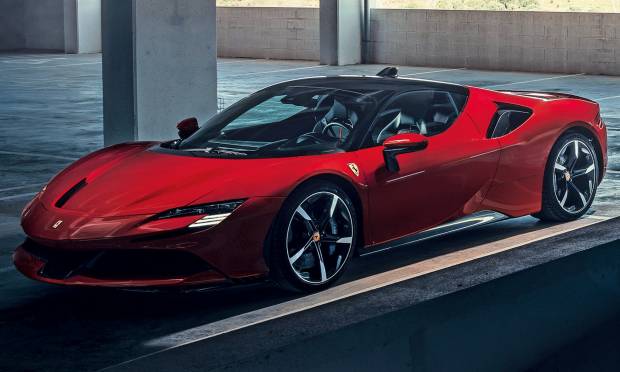 Ferrari SF90 Stradale (2019)