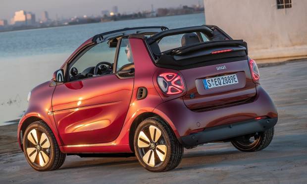 Smart fortwo cabrio (2019) Smart fortwo cabrio (2019)