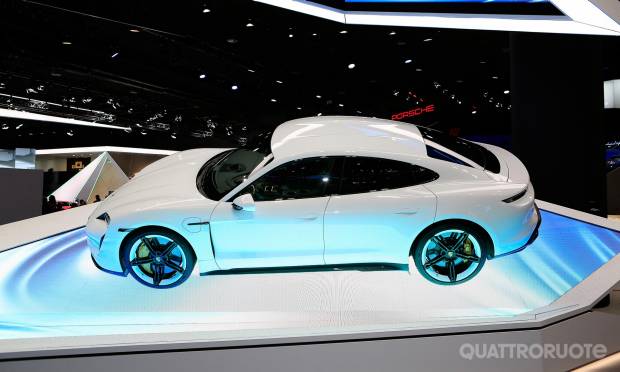 Porsche Taycan (2019) - LIVE Porsche Taycan (2019) - LIVE