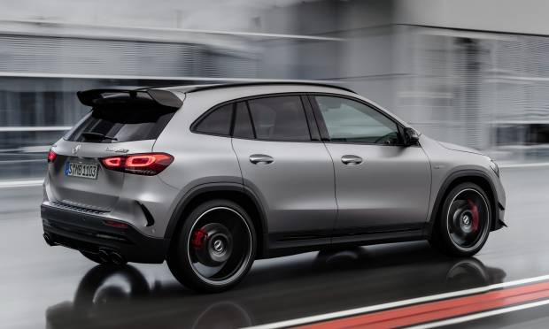 Mercedes-AMG GLA 45 (2020) Mercedes-AMG GLA 45 (2020)