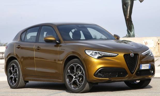 Alfa Romeo Stelvio Veloce (2020)