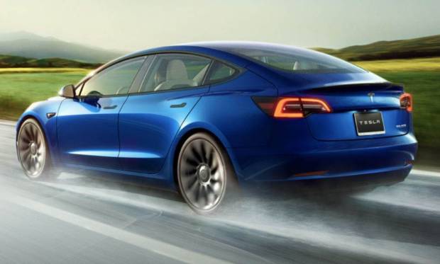 Tesla Model 3 (2021) Tesla Model 3 (2021)