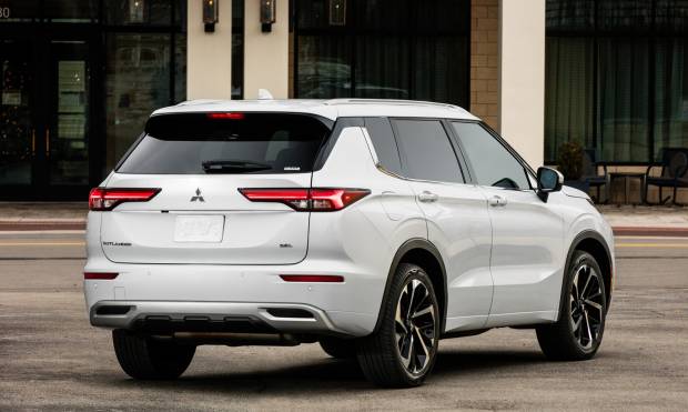 Mitsubishi Outlander (2021)