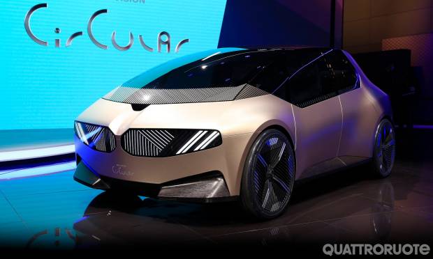 BMW i Vision Circular (2021) - LIVE