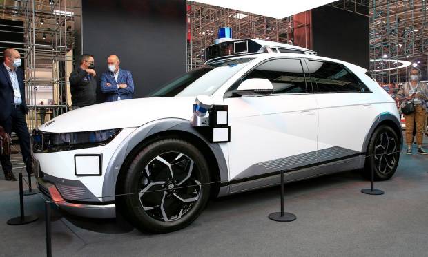 Hyundai Ioniq 5 Robotaxi (2021) - LIVE