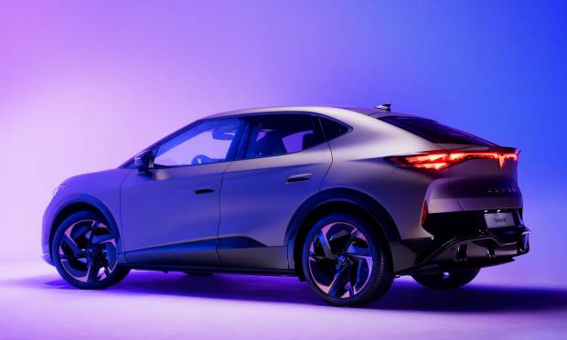 Cupra Tavascan (2023)