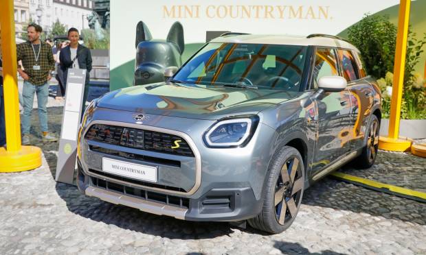 Mini Countryman (2023) - LIVE