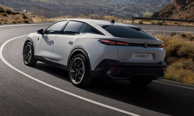 Peugeot E-408 (2024)