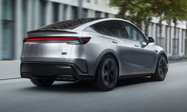 Tesla Model Y Performance (2025)