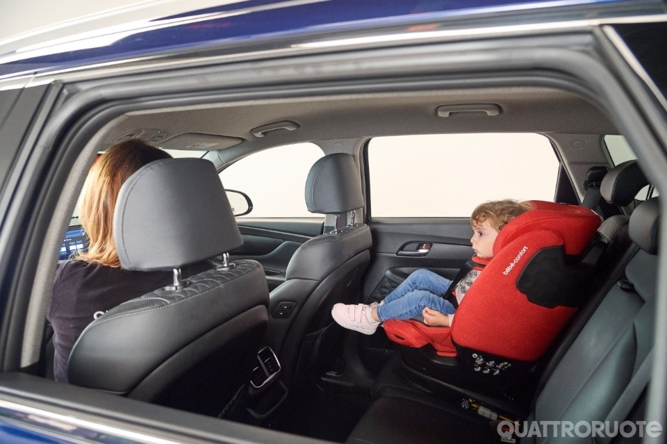 Seggiolini per bambini: tutto quello che c'è da sapere su scelta, installazione e... multe