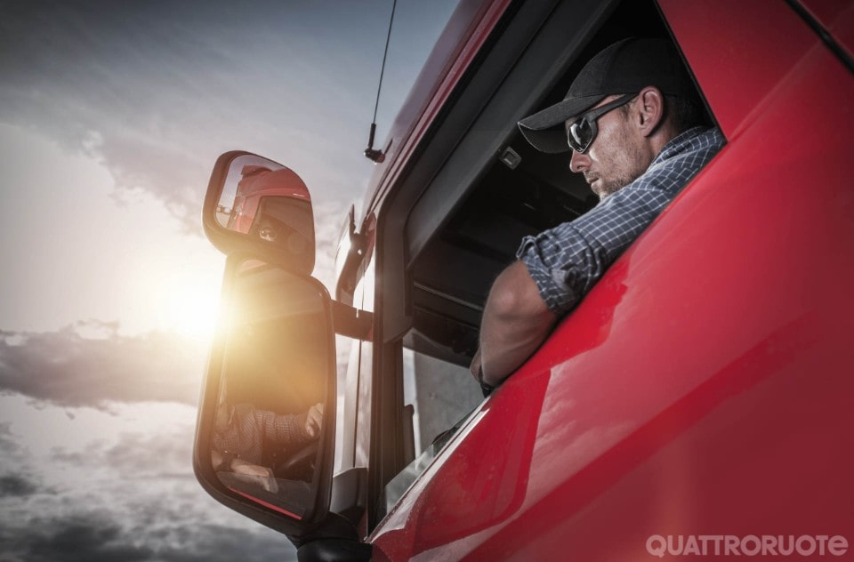 Carta Qualificazione Conducente CQC: cos'è e come si ottiene