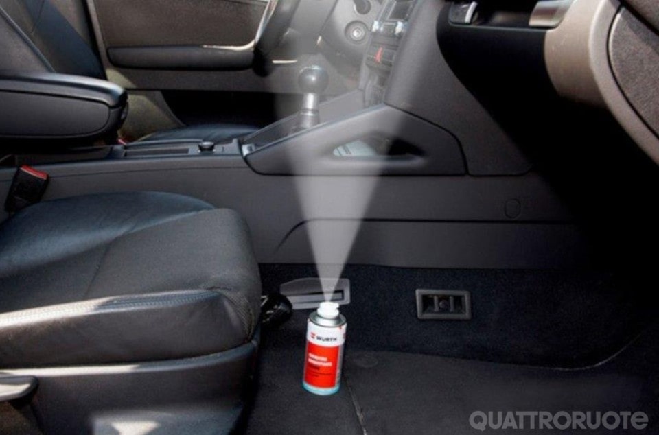 Climatizzatore auto: manutenzione e pulizia